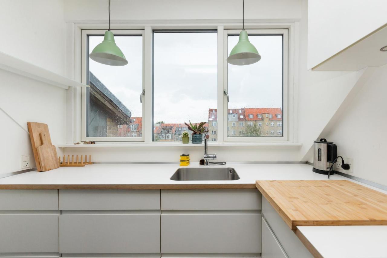 Come Stay In Penthouse With Room For 2-People Århus المظهر الخارجي الصورة